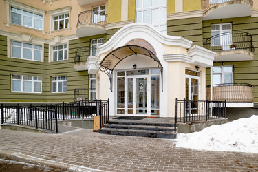 Жилой комплекс "премиум класса. Москва. Подъезд и холл - IgorRozhkov