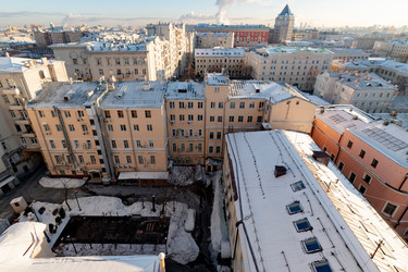 Переулки и дворы в районе Большого Гнездиковского переулка. Москва - IgorRozhkov