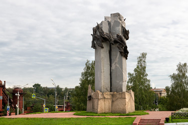 Памятник металлургам Нижнего Тагила. Природно-ландшафтный парк "Лисья гора" - kostya6969