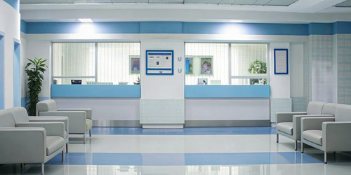 Приемная медицинского центра со стандартными весами для пациентов. Генеративный искусственный интеллект - RomanZ