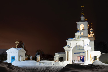 Церковь Преображения Господня в зимнюю ночь в деревне Поводнево, Мышкинский район, Ярославская область, Россия - kostya6969