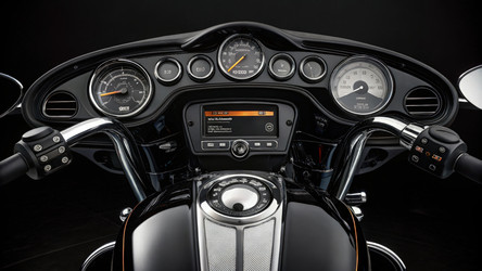 Подробный обзор приборной панели мотоцикла Harley Davidson Tri Glide Ultra Generative AI - RomanZ
