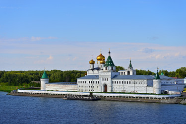 Ипатьевский монастырь в месте слияния рек Волги и Костромы - Mishell