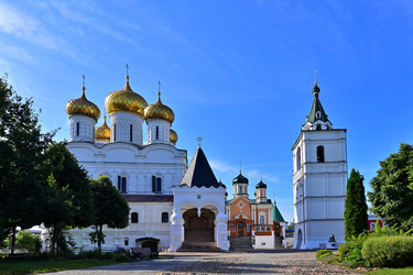 Троицкий собор и церковь Рождества Пресвятой Богородицы в Ипатьевском монастыре - Mishell