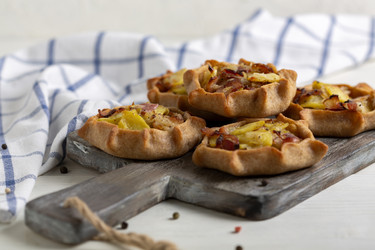 Traditional open pies (kalitki) - Marina Saprunova