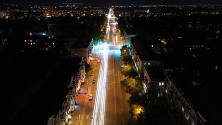 Вид с воздуха, главная улица, площадь, ночь, фрагмент, шоссе, город - WertigoNice