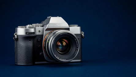 Professional Camera Isolated on Deep Blue Backdrop – Clean Luxury Product Shot for Camera Store, Online Catalog or Stylish Portfolio - Kulkann75