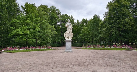 Статуя мир - PhotoStudent