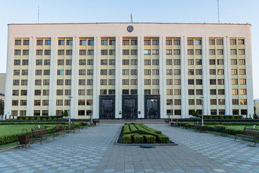 Беларусь. Могилев. Здание Могилевского городского исполнительного комитета - ffoto-graff