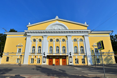 Драматический театр имени А.Н. Островского в Костроме - Mishell