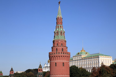 Кремлевская башня на фоне неба - ru3apr