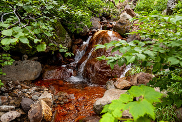 Ручей на склоне вулкана Баранского. остров Итуруп. A stream on the slope of the Baransky volcano. Iturup Island. Сахалин. Sakhalin - marka