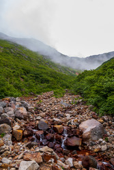 Ручей на склоне вулкана Баранского. остров Итуруп. A stream on the slope of the Baransky volcano. Iturup Island. Сахалин. Sakhalin. (marka) - marka