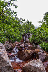 Ручей на склоне вулкана Баранского. остров Итуруп. A stream on the slope of the Baransky volcano. Iturup Island. Сахалин. Sakhalin. (marka) - marka
