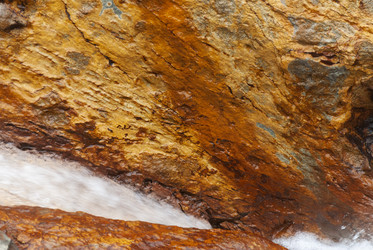 Ручей на склоне вулкана Баранского. остров Итуруп. A stream on the slope of the Baransky volcano. Iturup Island. Сахалин. Sakhalin. (marka) - marka