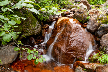 Ручей на склоне вулкана Баранского. остров Итуруп. A stream on the slope of the Baransky volcano. Iturup Island. Сахалин. Sakhalin. (marka) - marka