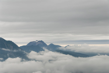 Вид с вулкана Баранского. остров Итуруп. View from Baransky volcano. Iturup Island. (Сахалин. Sakhalin. (marka) - marka