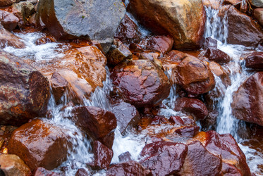 Ручей на склоне вулкана Баранского. остров Итуруп. A stream on the slope of the Baransky volcano. Iturup Island. Сахалин. Sakhalin. (marka) - marka