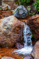 Ручей на склоне вулкана Баранского. остров Итуруп. A stream on the slope of the Baransky volcano. Iturup Island. Сахалин. Sakhalin. (marka) - marka