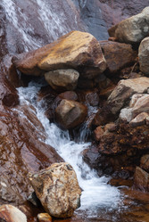 Ручей на склоне вулкана Баранского. остров Итуруп. A stream on the slope of the Baransky volcano. Iturup Island. Сахалин. Sakhalin. (marka) - marka