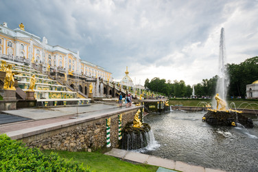 Фонтаны Большого Каскада в Петергофе - gumbao