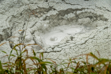 Фумаролы у подножья вулкана Баранского. о. Итуруп. Fumaroles at the foot of the Baransky volcano. Iturup Island. (Сахалин. Sakhalin. (marka) - marka