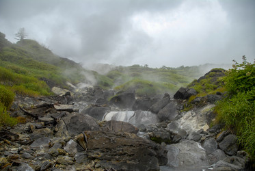 Кипящая река у подножья вулкана Баранского. о. Итуруп. A boiling river at the foot of the Baransky volcano. Iturup Island. (Сахалин. Sakhalin. (marka) - marka