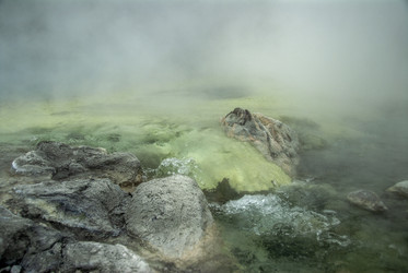Кипящая река у подножья вулкана Баранского. о. Итуруп. A boiling river at the foot of the Baransky volcano. Iturup Island. (Сахалин. Sakhalin. (marka) - marka