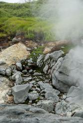 Кипящая река у подножья вулкана Баранского. о. Итуруп. A boiling river at the foot of the Baransky volcano. Iturup Island. (Сахалин. Sakhalin. (marka) - marka