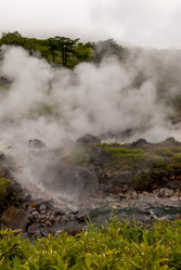 Кипящая река у подножья вулкана Баранского. о. Итуруп. A boiling river at the foot of the Baransky volcano. Iturup Island. (Сахалин. Sakhalin. (marka) - marka