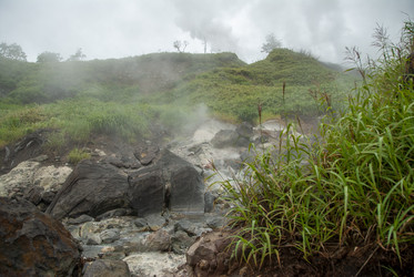 Кипящая река у подножья вулкана Баранского. о. Итуруп. A boiling river at the foot of the Baransky volcano. Iturup Island. (Сахалин. Sakhalin. (marka) - marka
