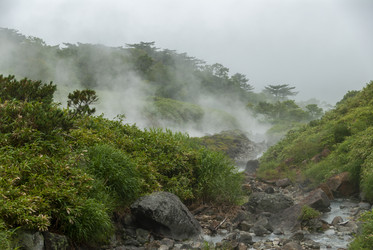Кипящая река у подножья вулкана Баранского. о. Итуруп. A boiling river at the foot of the Baransky volcano. Iturup Island. (Сахалин. Sakhalin. (marka) - marka