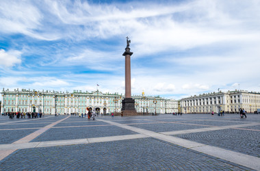 Зимний дворец в Санкт-Петербурге, Россия - gumbao