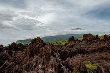Лавовое плато Янкито с видом на вулкан Богдан Хмельницкий. о. Итуруп. The Yankito plateau with a view of the Bogdan Khmelnitsky volcano. Iturup Island. (Сахалин. Sakhalin. (marka) - marka