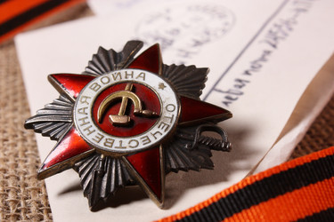 Орден ВОВ на фоне фронтового письма - nkaup