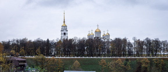 Вид на палаты и Свято-Успенский кафедральный собор города Владимира - KirillK