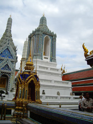 Павильон Хор Пхра Кантаррат (Ho Phra Khanthararat) на территории храма Ват Пхра Кеу - bykgeniy