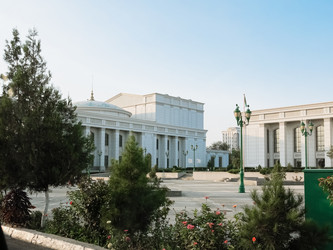 Здания в центре города Ашхабад, Туркменистан, Азия - EOS_Canon