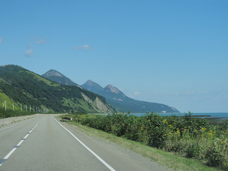 Дорога вдоль берега Охотского моря. The road along the coast of the Sea of Okhotsk. Сахалин. Sakhalin. (marka) - marka