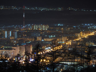 Вид с горнолыжного комплекса «Горный воздух». на город. Сахалин. View of the ski complex "Gorny Vozduh". Sakhalin. (marka) - marka