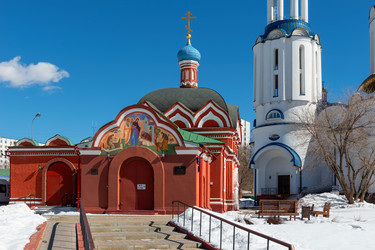 Церковь Сергия Радонежского в Бибирево и Церковь Собора Московских Святых в Бибирево зимним днем. Москва - kostya6969