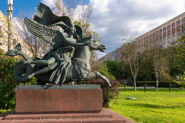 Скульптура "Аллегория воды" на Украинском бульваре, Москва - kostya6969