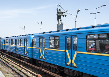 Станция метро Днепр. Киев Украина. (2013 год) - IgorRozhkov