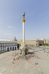 Площадь Независимости и улица Крещатик. Киев. Украина. (2013 год) - IgorRozhkov
