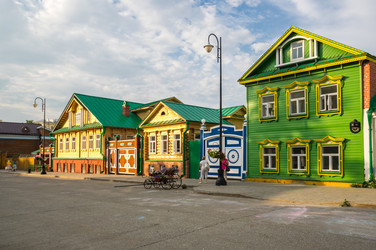 Вид на улицу в историческом центре казани - gumbao