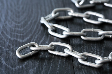 Chain Сlose-up - cosma