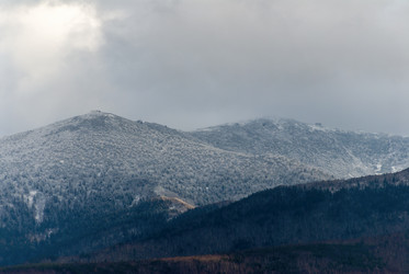 Вид на заснеженные сопки. Пик Чехова. Сахалин. View of the snow-covered hills. Chekhov Peak. Sakhalin. (marka) - marka