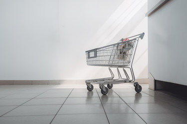 Корзина для покупок в супермаркете. Продуктовый магазин. Генерировать искусственный интеллект - yliv