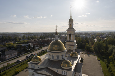 Вид на Спасо-Преображенский собор с балкона Невьянской или Демидовской башни - VittoriaChe
