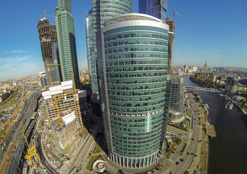 москва - 12 октября: городской пейзаж с башнями москва-сити, - paha_l